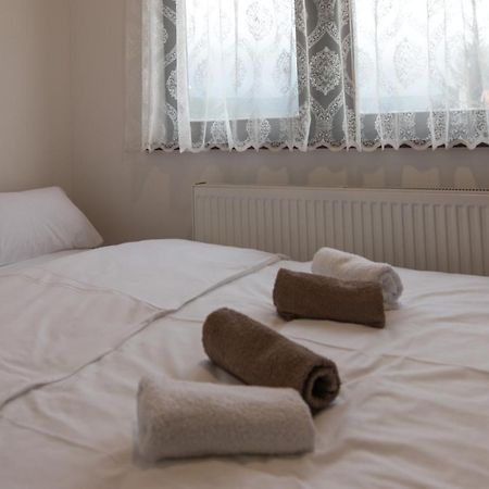 Viktorijini Konaci Apart otel Kremna Dış mekan fotoğraf