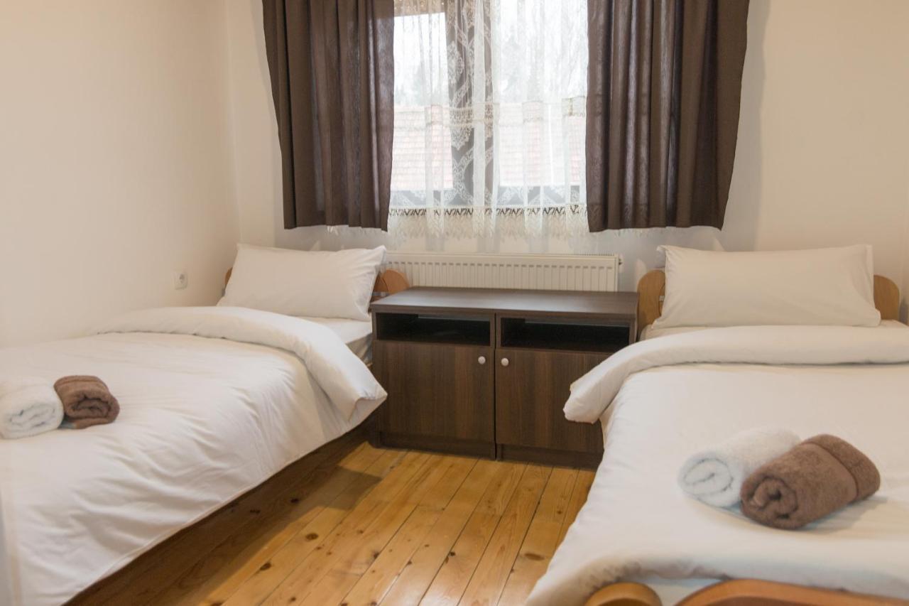 Viktorijini Konaci Apart otel Kremna Dış mekan fotoğraf