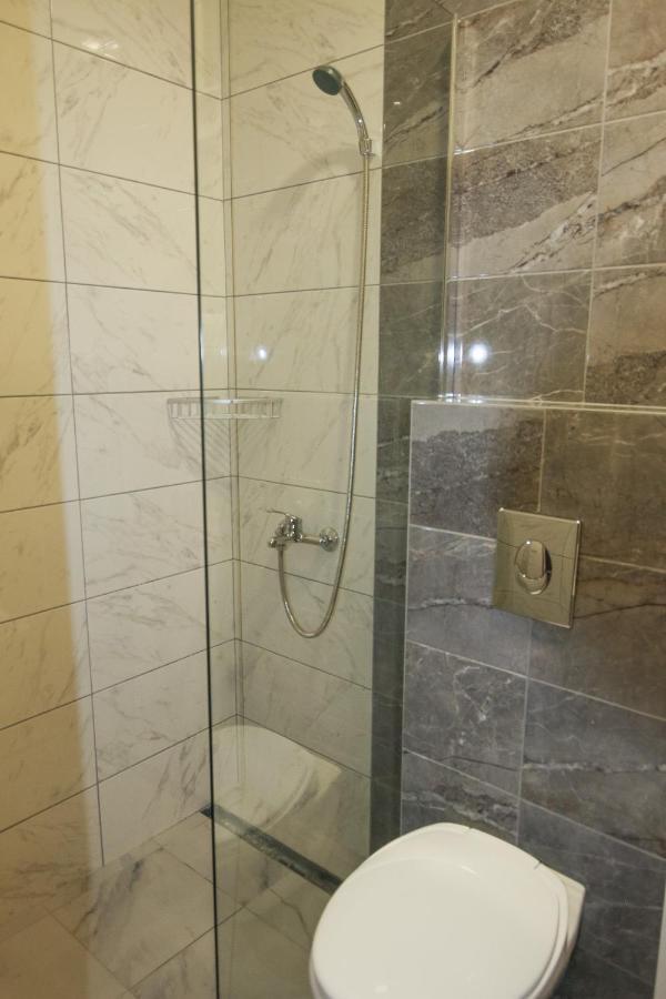Viktorijini Konaci Apart otel Kremna Dış mekan fotoğraf